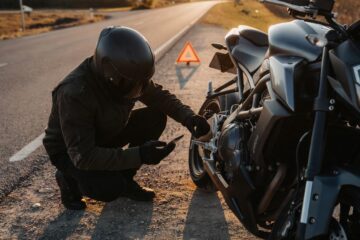 Co robić po drobnej kolizji motocyklem - pierwsze 10 minut